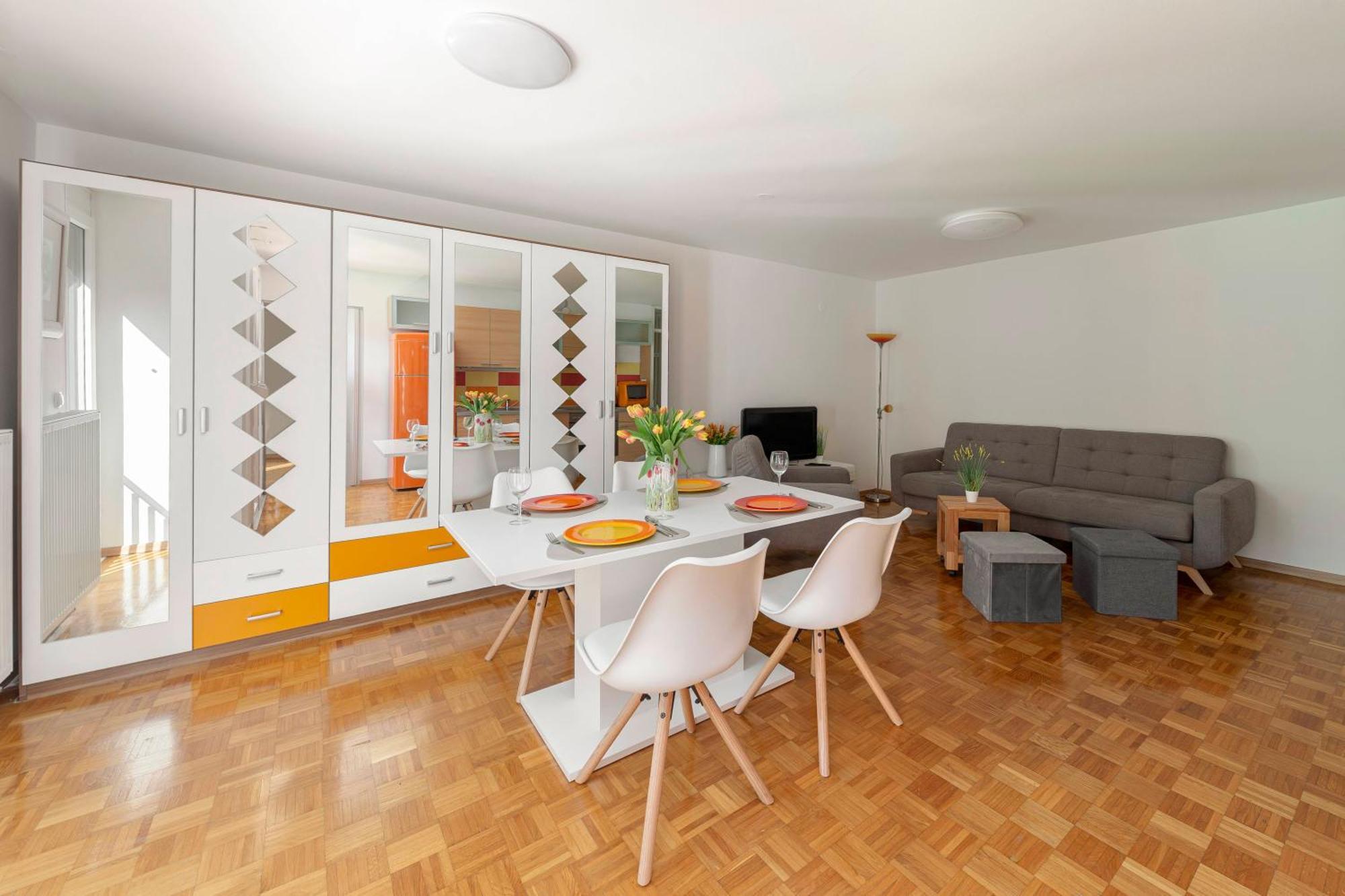 Apartma Angela Ljubljana Buitenkant foto
